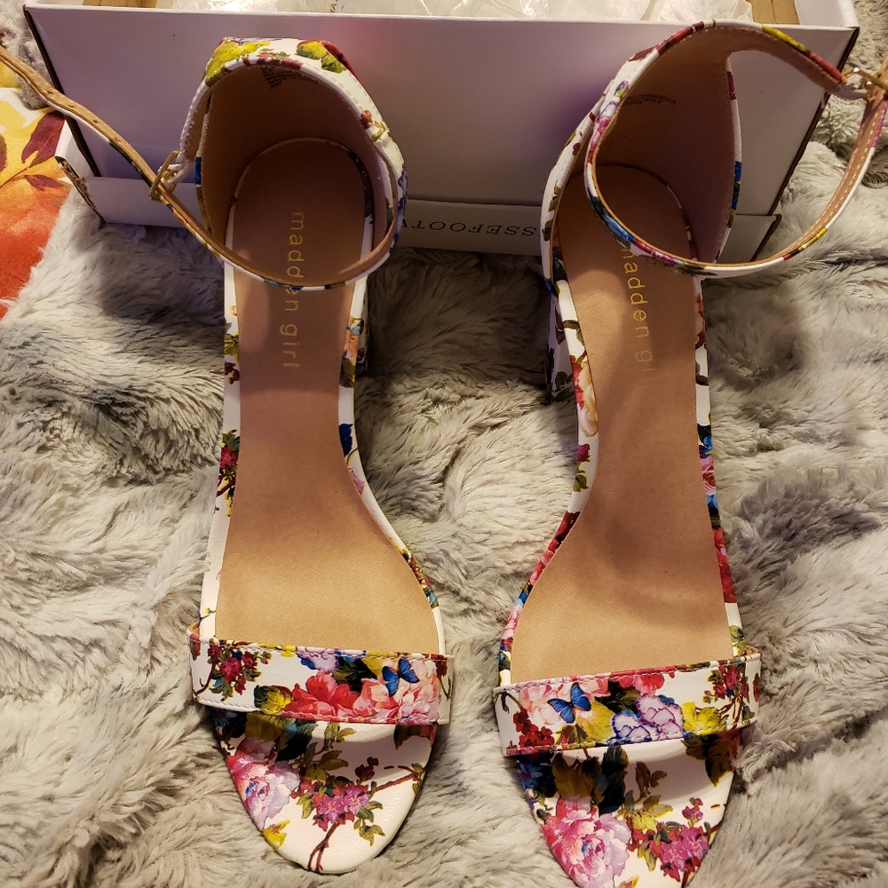 Blocked heel sandals
